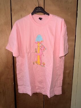 Pleasing - PINK TEE by HARRY STYLES